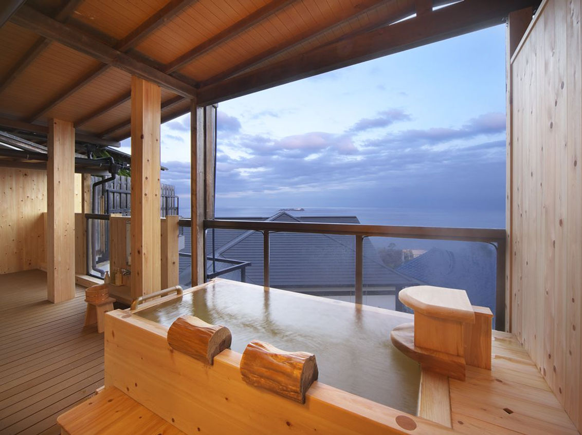 9b2e73_ec89145336e34ffcb6f73cb76af9f0db~mv2